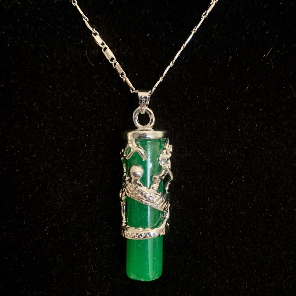 Dragon Coil Green Jade Pillar Men Women Column Pendant Chain Necklace 18KWGP 17"